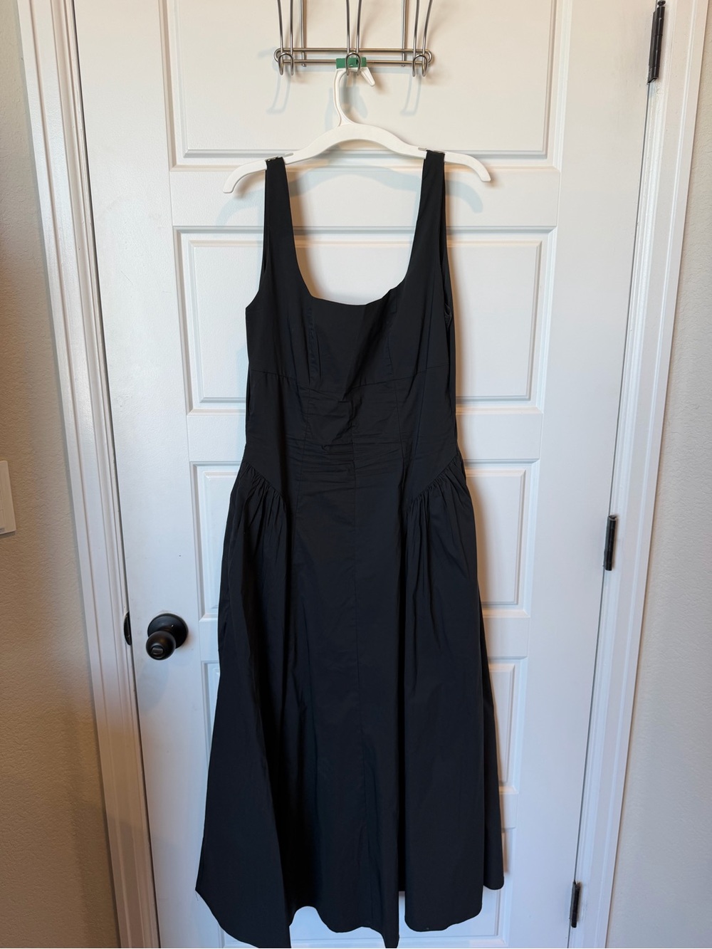 Nordstrom Black Sleeveless Midi Dress with Scoop Neck